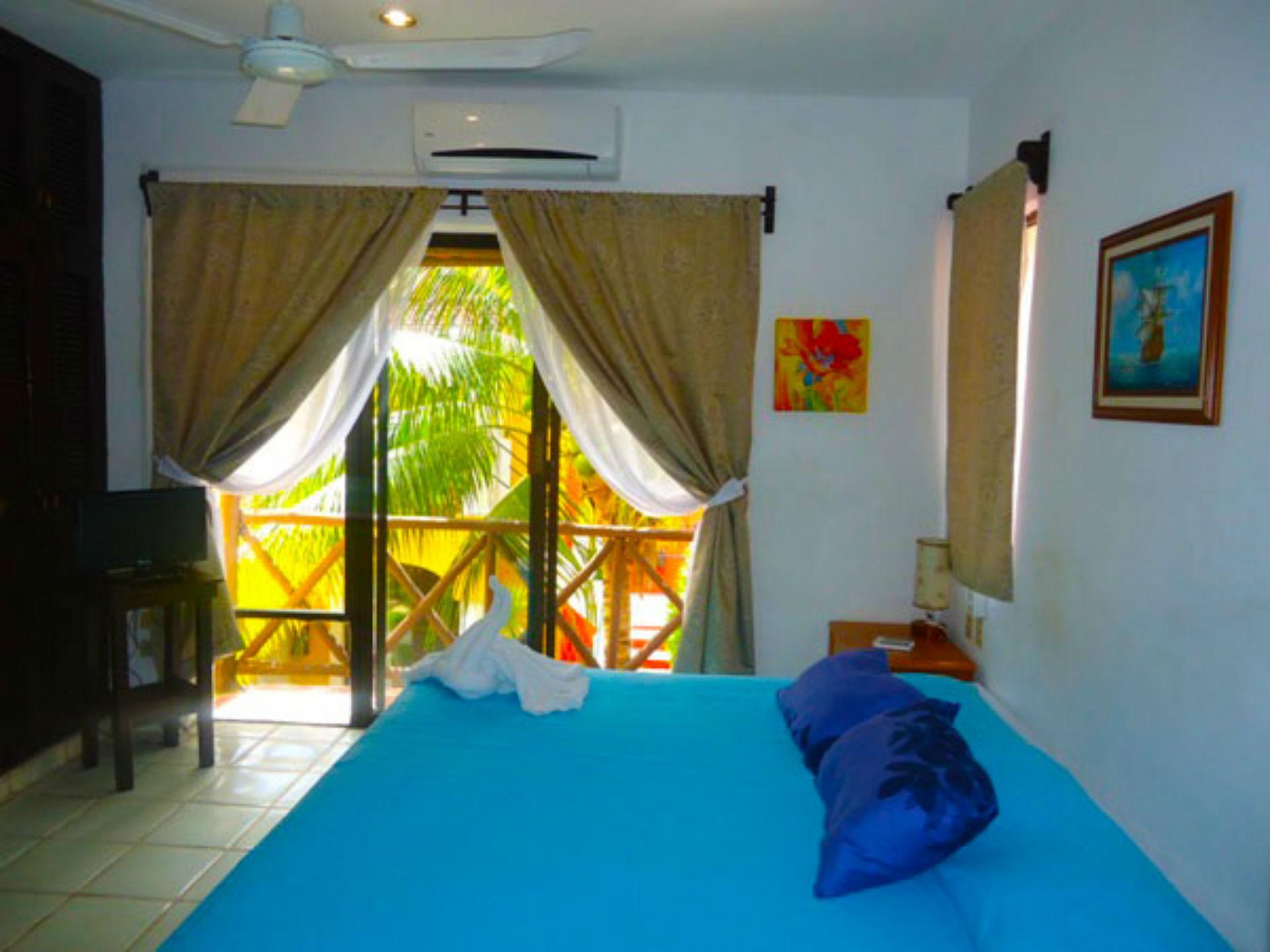 El Acuario Hotel Плая дел Кармен Екстериор снимка