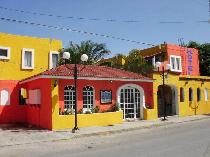 El Acuario Hotel Плая дел Кармен Екстериор снимка