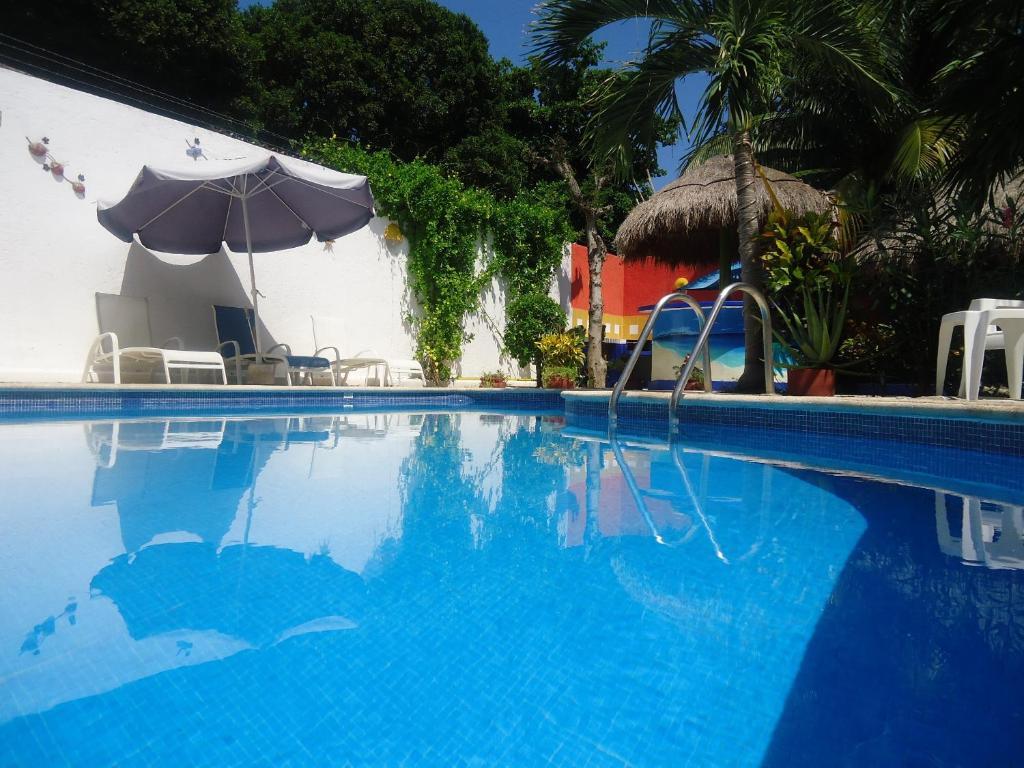 El Acuario Hotel Плая дел Кармен Екстериор снимка