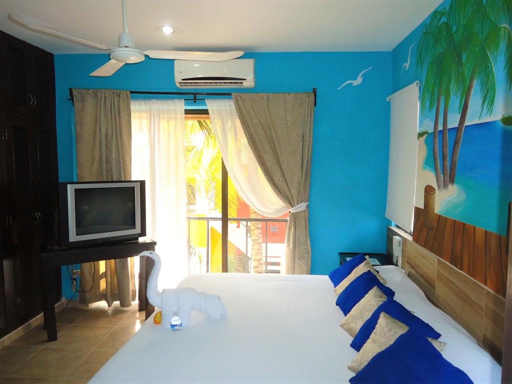 El Acuario Hotel Плая дел Кармен Екстериор снимка